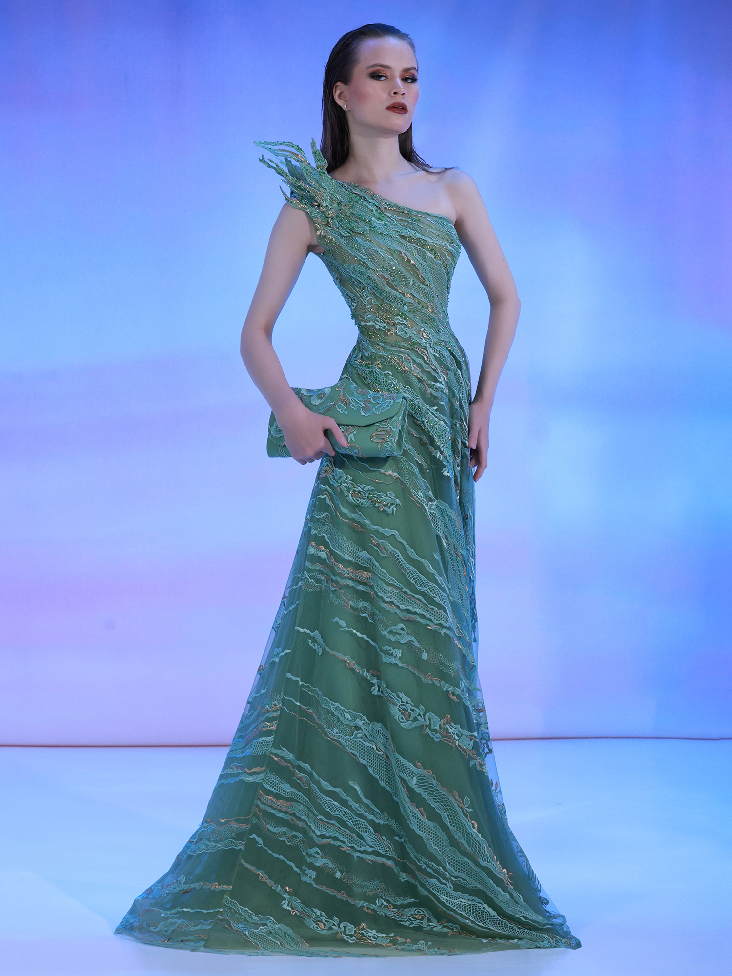 SS171 - Green and gold dressGreen US 01