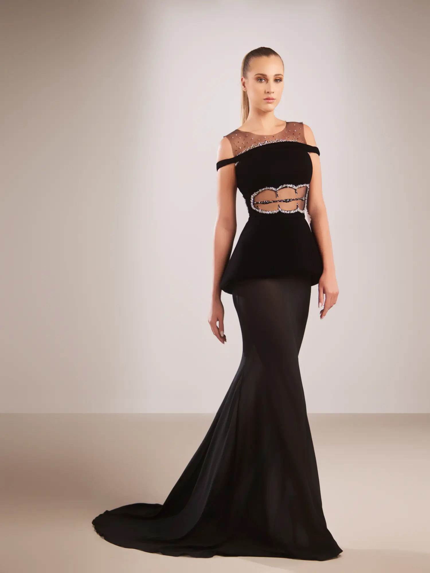 FW189- Black velvet top with  silver beadingBlack US 01